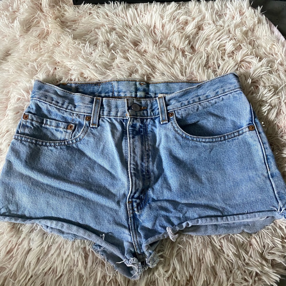Levi’s light wash jean shorts